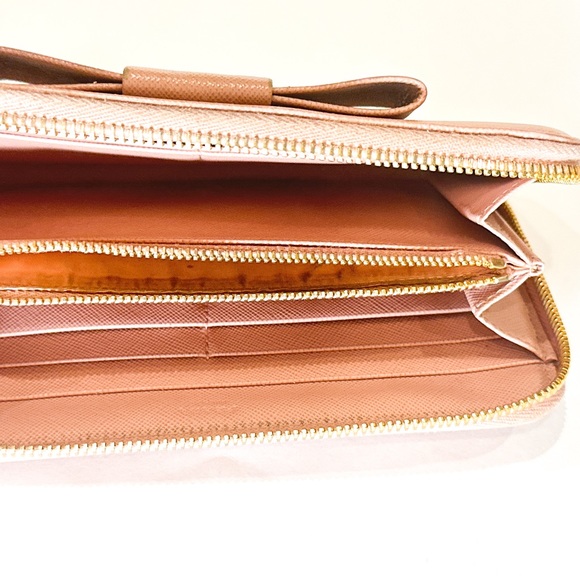 Prada Light Pink Bow Saffiano Leather Zippy Wallet - Picture 11 of 15